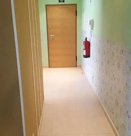 Apartamento Henri's - 6 *
